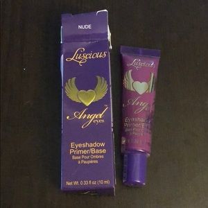 Luscious Angel Eyes eyeshadow primer/base